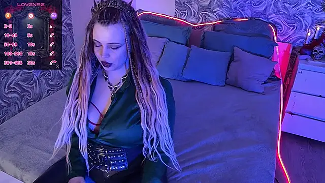 Miss Maya Mils online show from July 2026 01:05:02 AM