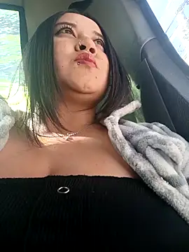 Cristal  04 online show from September 2025 07:17:02 PM