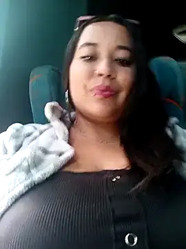 Cristal  04 online show from October 2025 05:52:01 PM