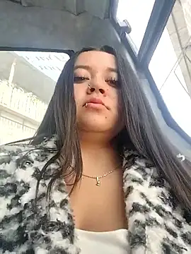 Snapshot of Cristal__04 chatting on June 2026 02:27:02 PM Cristal 04 online show from June 2026 02:27:02 PM