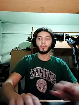 Snapshot of kleineid77 chatting on November 2025 07:02:02 PM kleineid77 online show from November 2025 07:02:02 PM