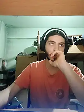 Snapshot of kleineid77 chatting on November 2025 04:29:02 PM kleineid77 online show from November 2025 04:29:02 PM