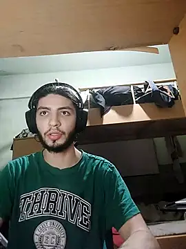 Snapshot of kleineid77 chatting on November 2025 10:31:01 PM kleineid77 online show from November 2025 10:31:01 PM