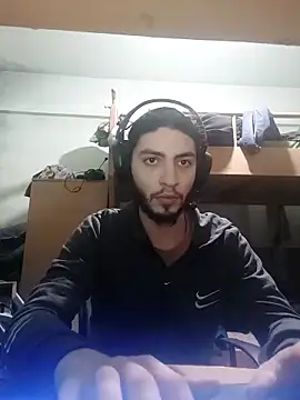 Snapshot of kleineid77 chatting on December 2025 08:25:01 PM kleineid77 online show from December 2025 08:25:01 PM