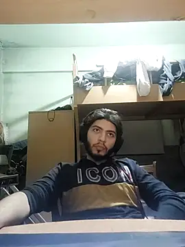 Snapshot of kleineid77 chatting on December 2025 04:34:02 PM kleineid77 online show from December 2025 04:34:02 PM