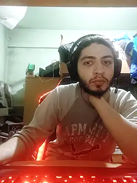 Snapshot of kleineid77 chatting on February 2026 08:27:01 PM kleineid77 online show from February 2026 08:27:01 PM