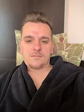 Huge cock22cm online show from March 2026 08:53:02 AM