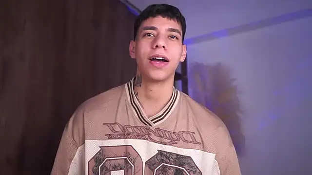 Josep Davies online show from February 2026 07:39:02 PM