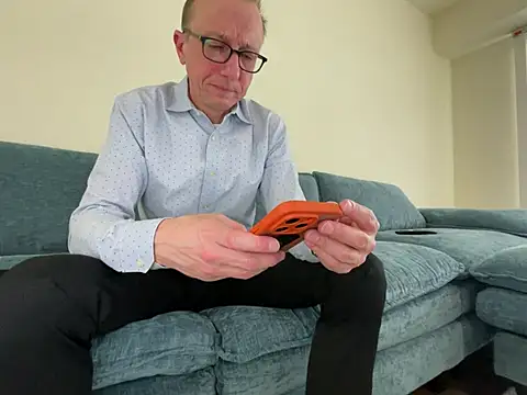 mouser21212 online show from April 2026 10:41:02 PM