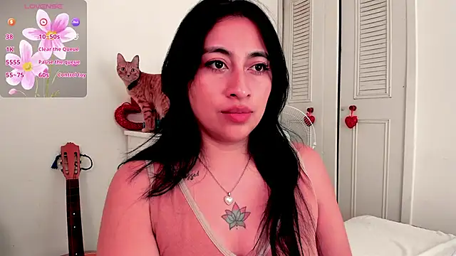 LisaHadwin online show from November 2025 06:18:01 PM