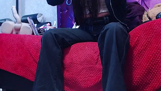 AyshaScott online show from March 2026 02:12:02 PM