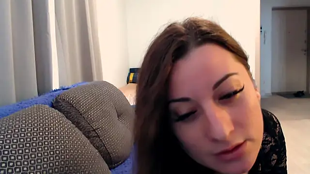Helen Adams  online show from June 2026 05:16:01 AM