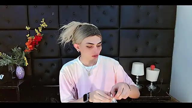 Daniela Pink  online show from March 2026 07:43:02 PM