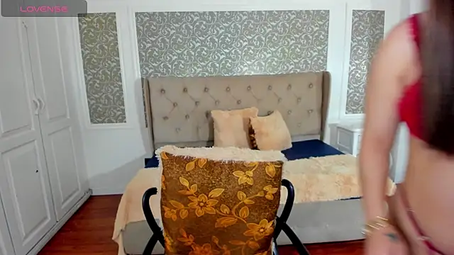 KimWessel  online show from March 2025 07:49:02 PM