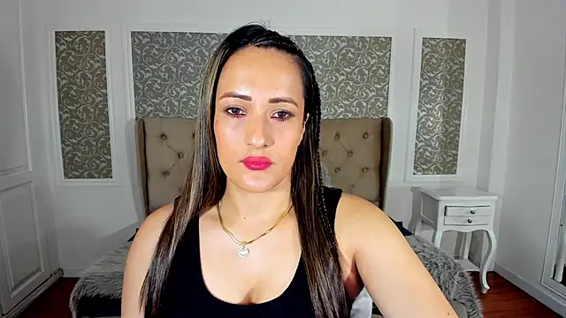 KimWessel  online show from March 2025 07:42:02 PM