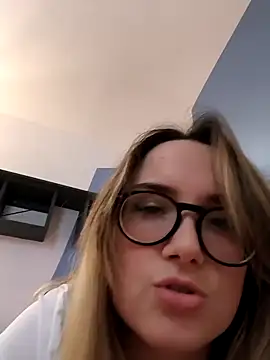 ladybibi00 online show from December 2024 08:15:01 PM