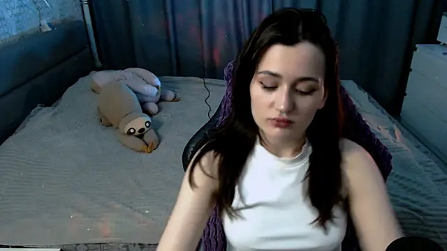 KiraYammy online show from March 2026 10:47:01 PM