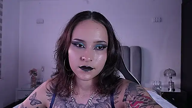 AnnyThompson  online show from March 2026 09:44:02 PM