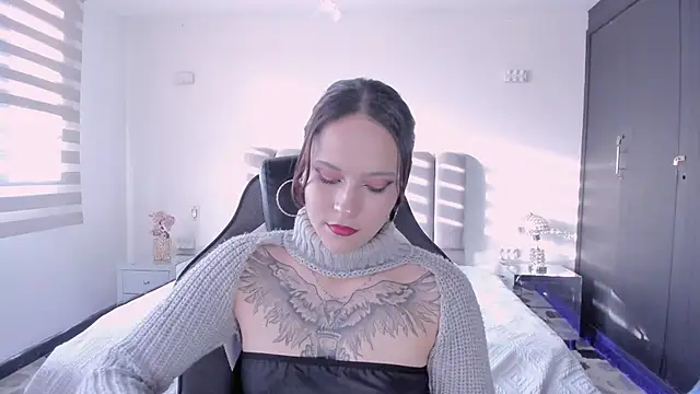 AnnyThompson  online show from March 2026 10:25:01 PM