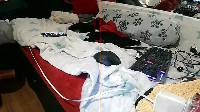 lukasdie online show from May 2026 07:54:02 PM