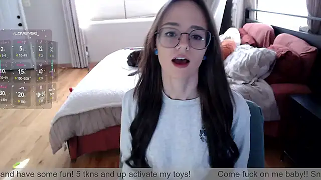 Plantbabeee online show from November 2025 05:41:01 PM