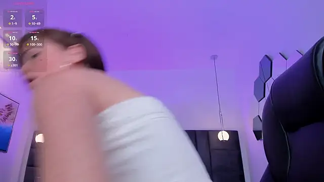 CorinneRusso online show from February 2025 10:08:02 AM