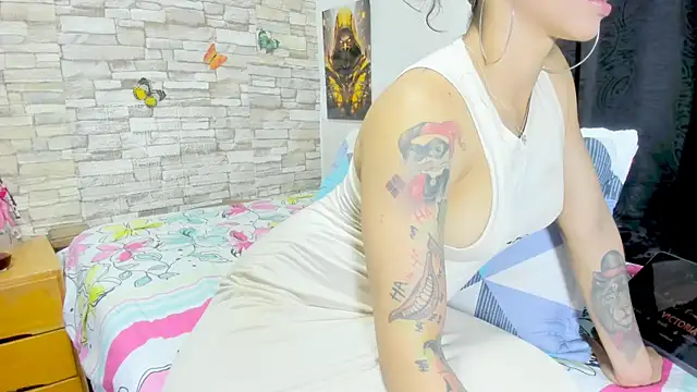 kaiagerbes3 online show from February 2026 11:44:01 PM