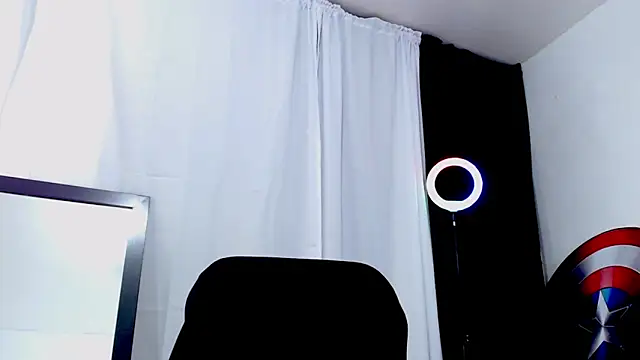 Antonywebb94 online show from June 2026 08:22:02 PM