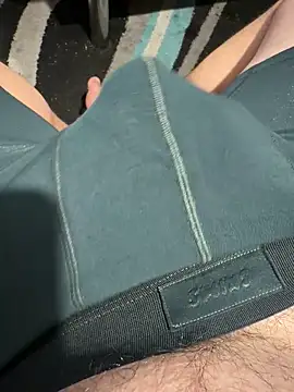 Kissoks1xh online show from February 2026 07:35:01 PM