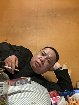 punk0805 online show from April 2026 04:26:01 PM