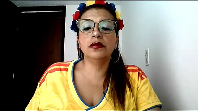 Snapshot of RossanaLionheart chatting on June 2026 12:22:01 PM RossanaLionheart online show from June 2026 12:22:01 PM