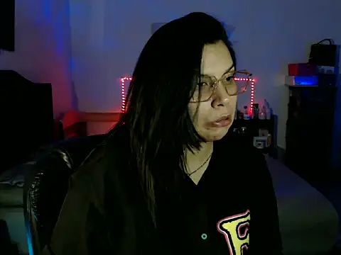 CarolinaRincon online show from November 2025 12:00:01 AM