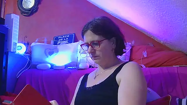 Snapshot of lanax chatting on July 2026 12:01:01 PM lanax online show from July 2026 12:01:01 PM