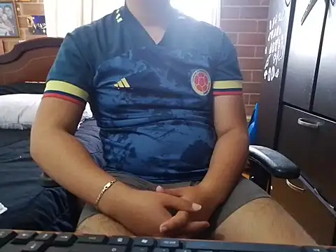 greeneyes999999999999 online show from October 2025 07:21:02 PM