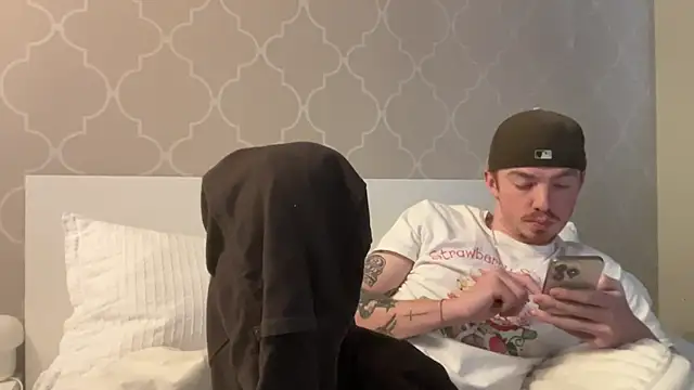 younghungginger online show from April 2026 07:27:01 PM