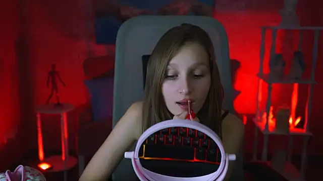 EllaHorton online show from February 2025 06:43:02 AM