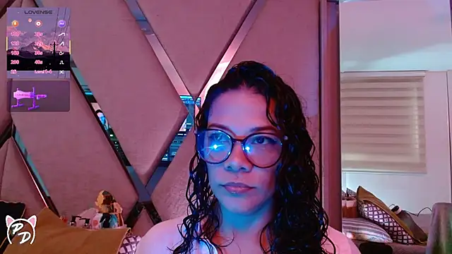 Snapshot of paula_daniela1 chatting on July 2026 09:13:01 PM paula daniela1 online show from July 2026 09:13:01 PM