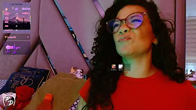 Snapshot of paula_daniela1 chatting on July 2026 10:16:02 PM paula daniela1 online show from July 2026 10:16:02 PM