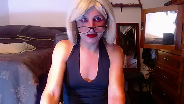 LorenJade online show from June 2026 07:33:02 AM