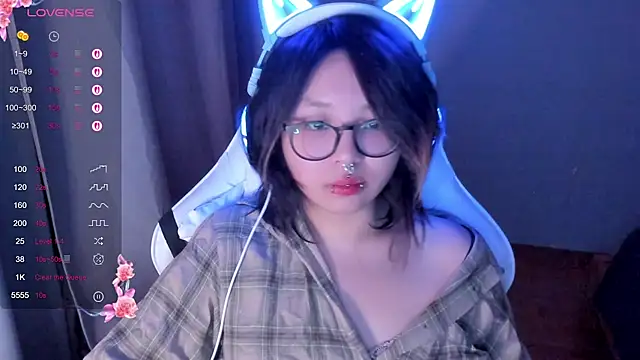 maydaykimmy online show from February 2026 10:13:02 PM