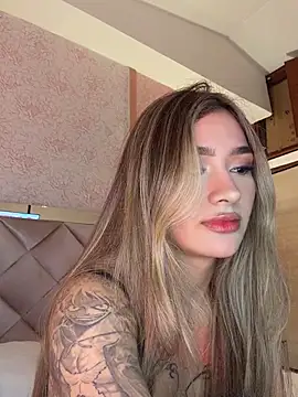 Arianavillada online show from April 2026 03:39:01 AM