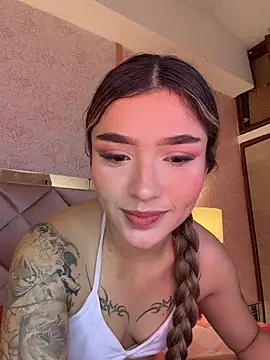 Snapshot of Arianavillada chatting on July 2026 03:32:01 AM Arianavillada online show from July 2026 03:32:01 AM