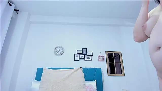 kamila lopez online show from March 2026 08:38:01 PM