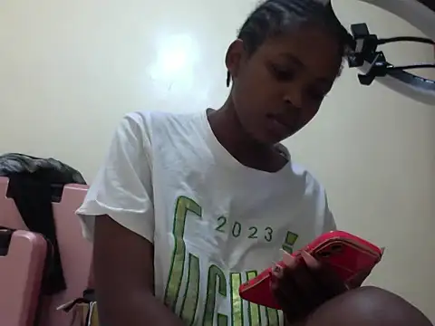 Snapshot of queen-sasha chatting on June 2026 10:18:02 AM queen-sasha online show from June 2026 10:18:02 AM