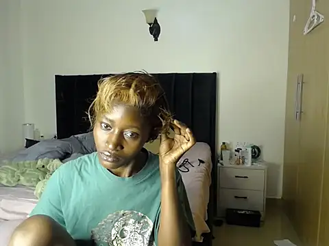 thicky anncy online show from June 2026 11:07:01 PM