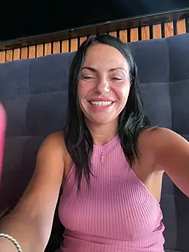 Snapshot of KimKelly13 chatting on July 2026 07:23:02 AM KimKelly13 online show from July 2026 07:23:02 AM