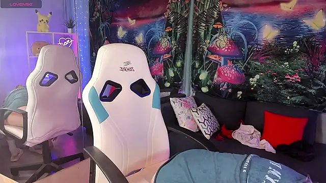 TiffanyBatson online show from December 2024 07:24:01 AM