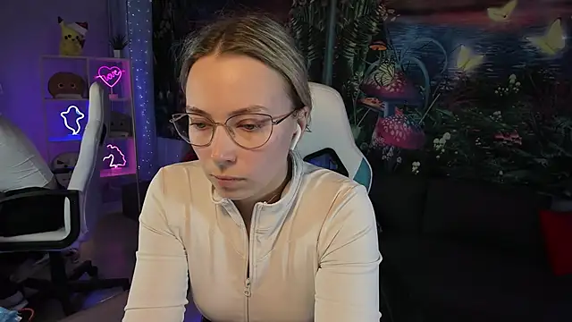 TiffanyBatson online show from January 2025 08:31:01 AM