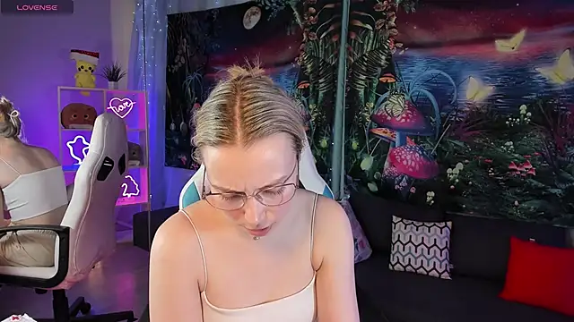 TiffanyBatson online show from March 2025 09:06:01 AM