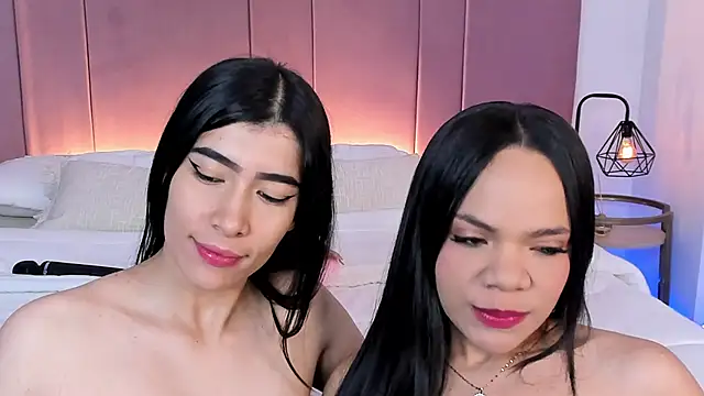 siara and zoe online show from March 2026 11:54:01 PM